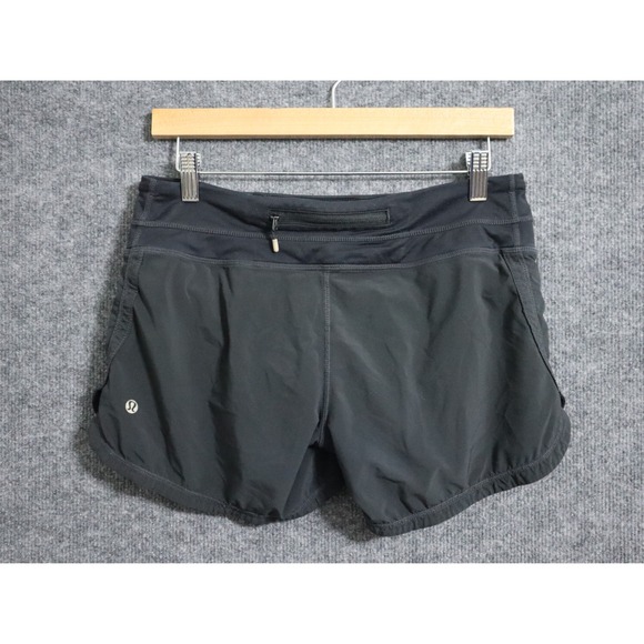Lululemon Shorts Women 6 Black Groovy Run 4" Lined Athleisure Yoga Train Run‎ - Picture 2 of 4